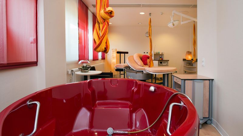 Badewanne im Kreißsaal