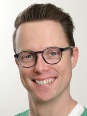 Dr. Alexander Stumpf